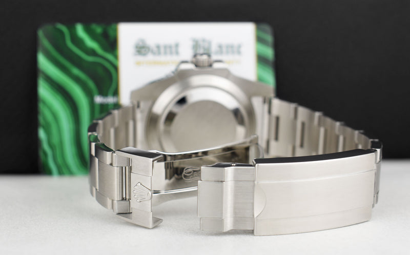 ROLEX 40mm Stainless Steel Submariner Green Dial Hulk Model 116610LV*