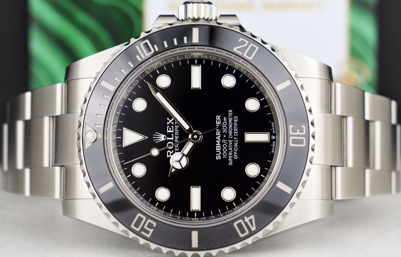 ROLEX Mens Stainless Steel Submariner 41 Black Dial Model 124060