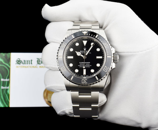 ROLEX Mens Stainless Steel Submariner 41 Black Dial Model 124060
