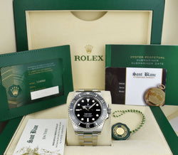 ROLEX Mens Stainless Steel Submariner 41 Black Dial w/ Card Model 124060