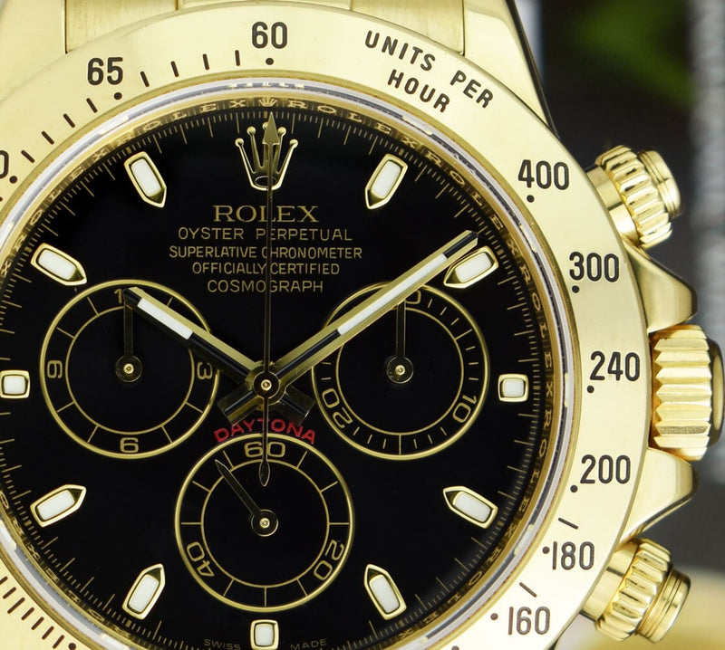 ROLEX Rehaut Mens 18kt Gold Daytona Chronograph Black Index Dial Model 116528